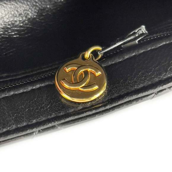 CHANEL - VTG 1996 Medium Black Top Handle Kelly Medium Flap Bag - Patent Leather - Picture 11 of 12